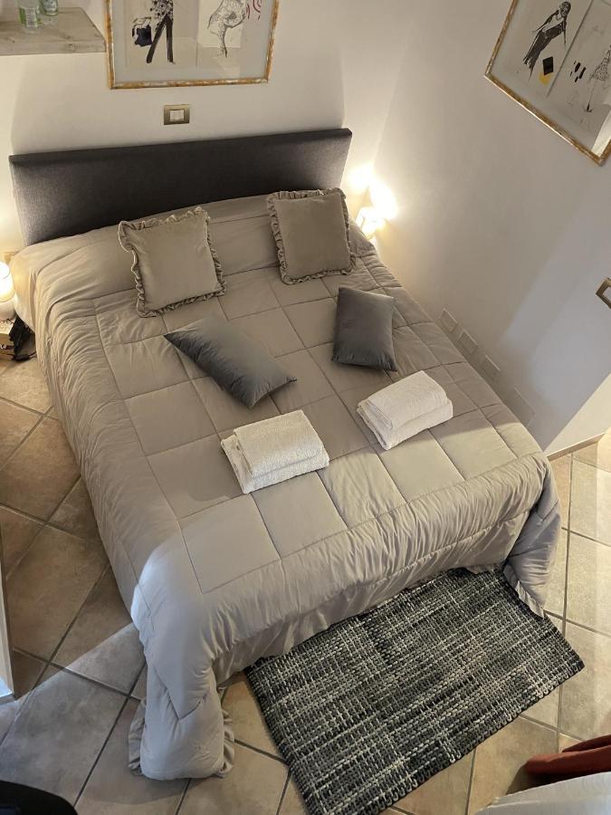 Epicuro Guest House Somma Lombardo Eksteriør bilde
